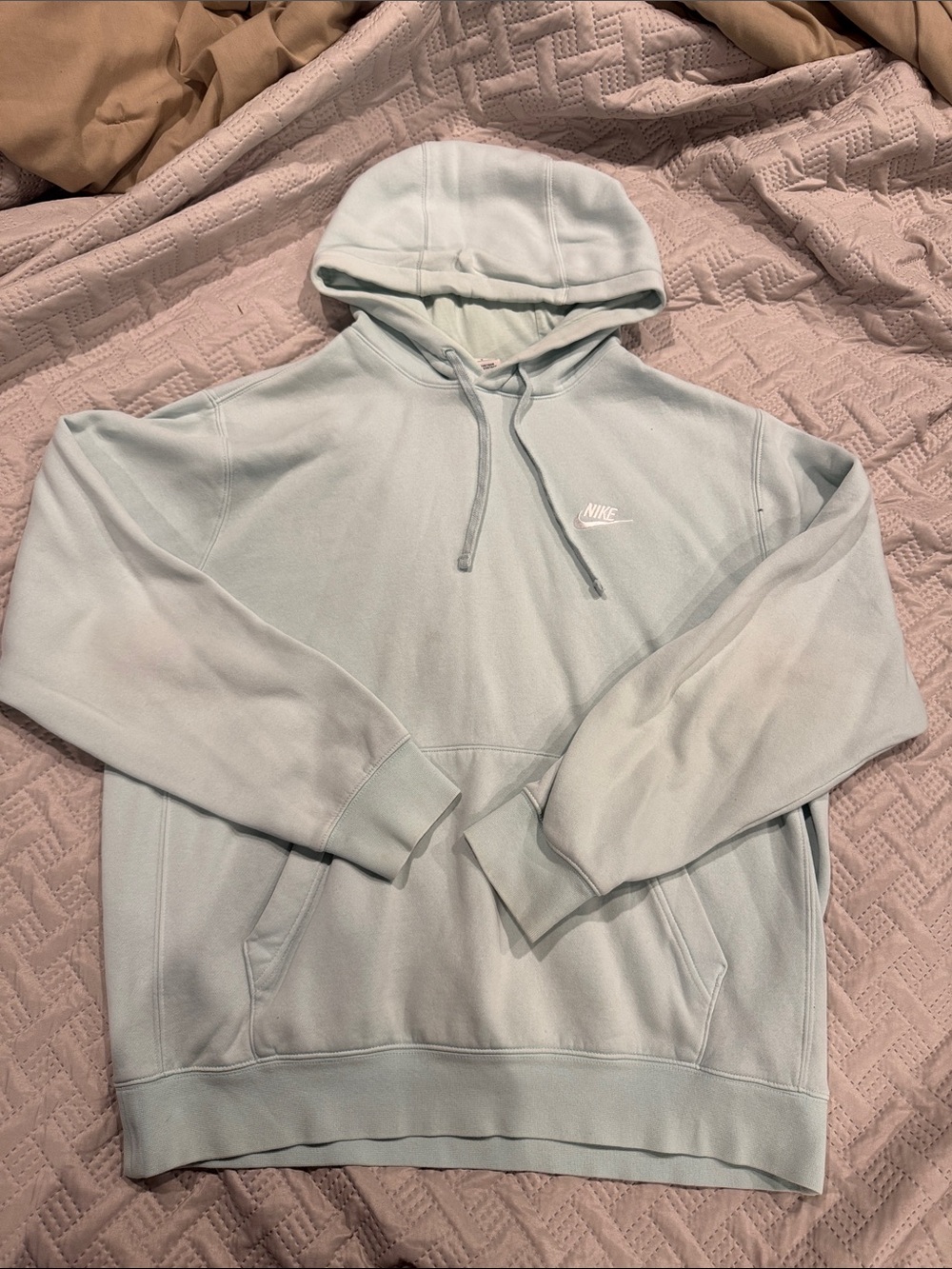 Nike Men’s Jade Ice Pullover Hoodie